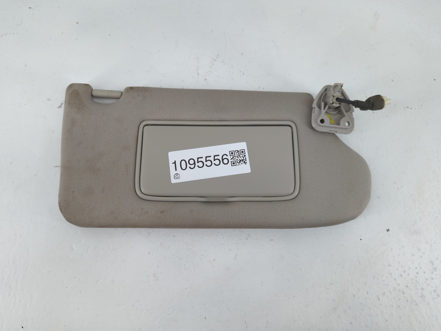 2013-2018 Nissan Altima Sun Visor Shade Replacement Passenger Right Mirror Fits Fits 2013 2014 2015 2016 2017 2018 OEM Used 