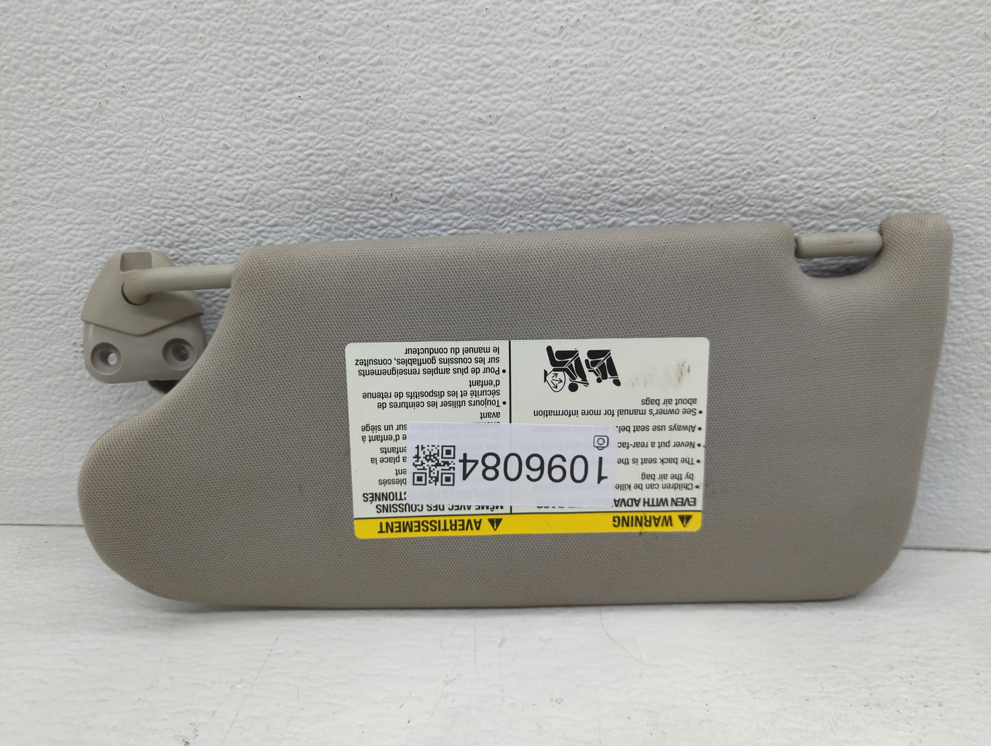 2013-2017 Nissan Altima Sun Visor Shade Replacement Passenger Right Mirror Fits Fits 2013 2014 2015 2016 2017 OEM Used Auto 