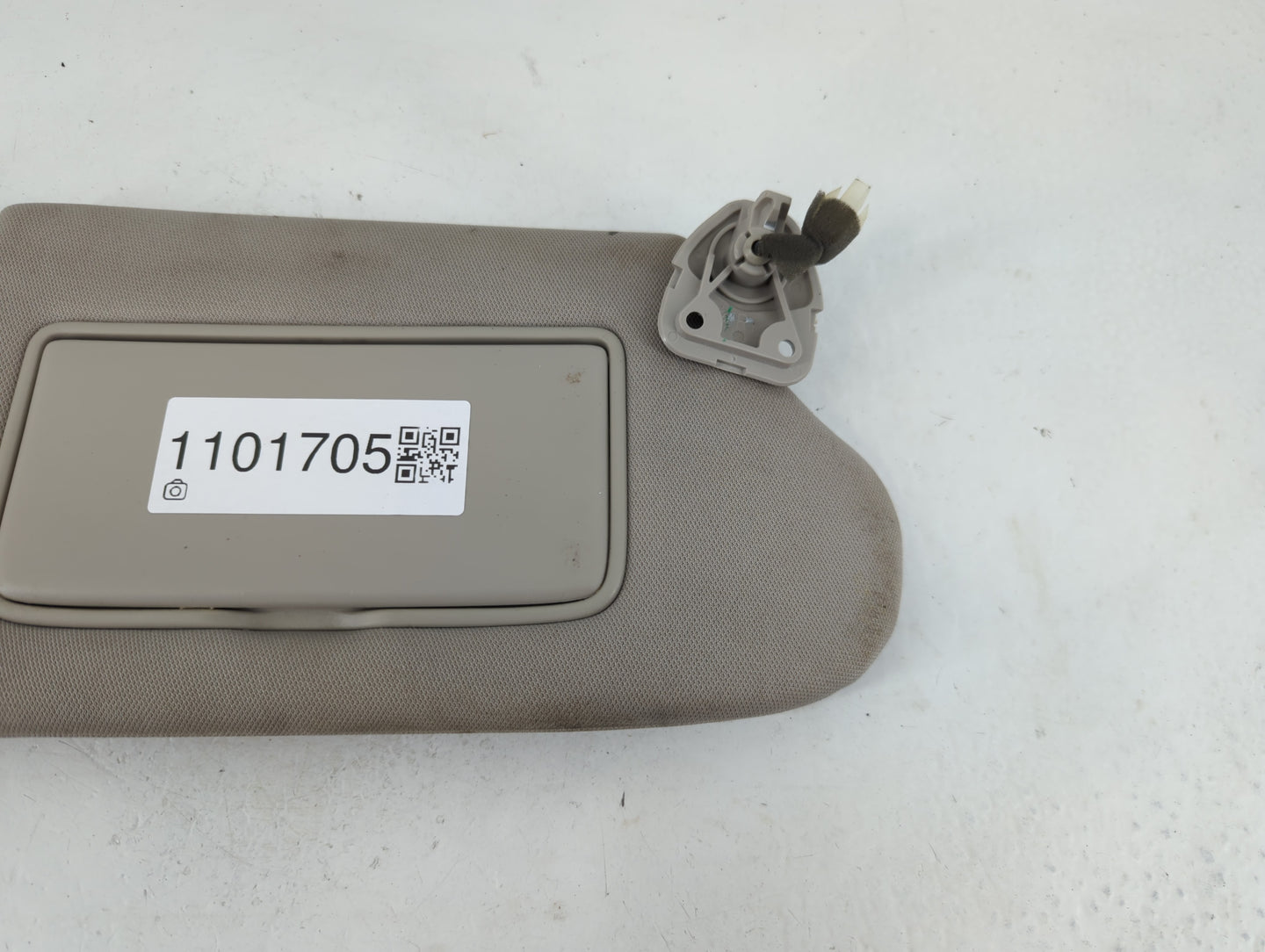 2013-2018 Nissan Altima Sun Visor Shade Replacement Passenger Right Mirror Fits Fits 2013 2014 2015 2016 2017 2018 OEM Used 