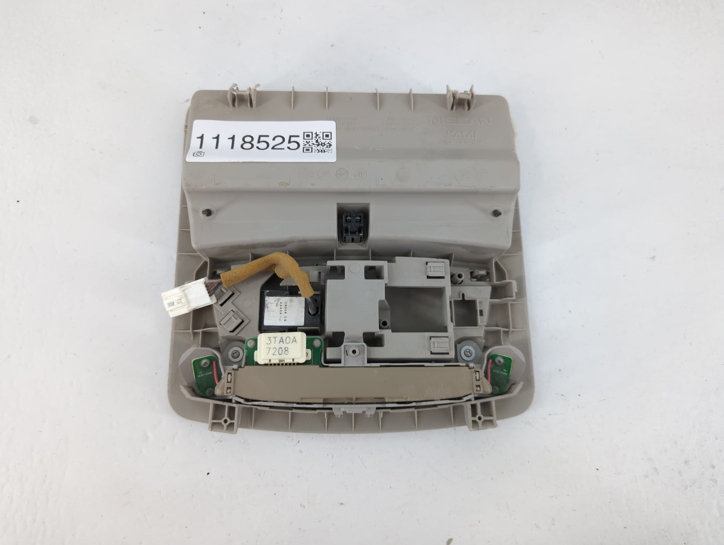 2017 Nissan Altima Overhead Roof Console - Oemusedautoparts1.com