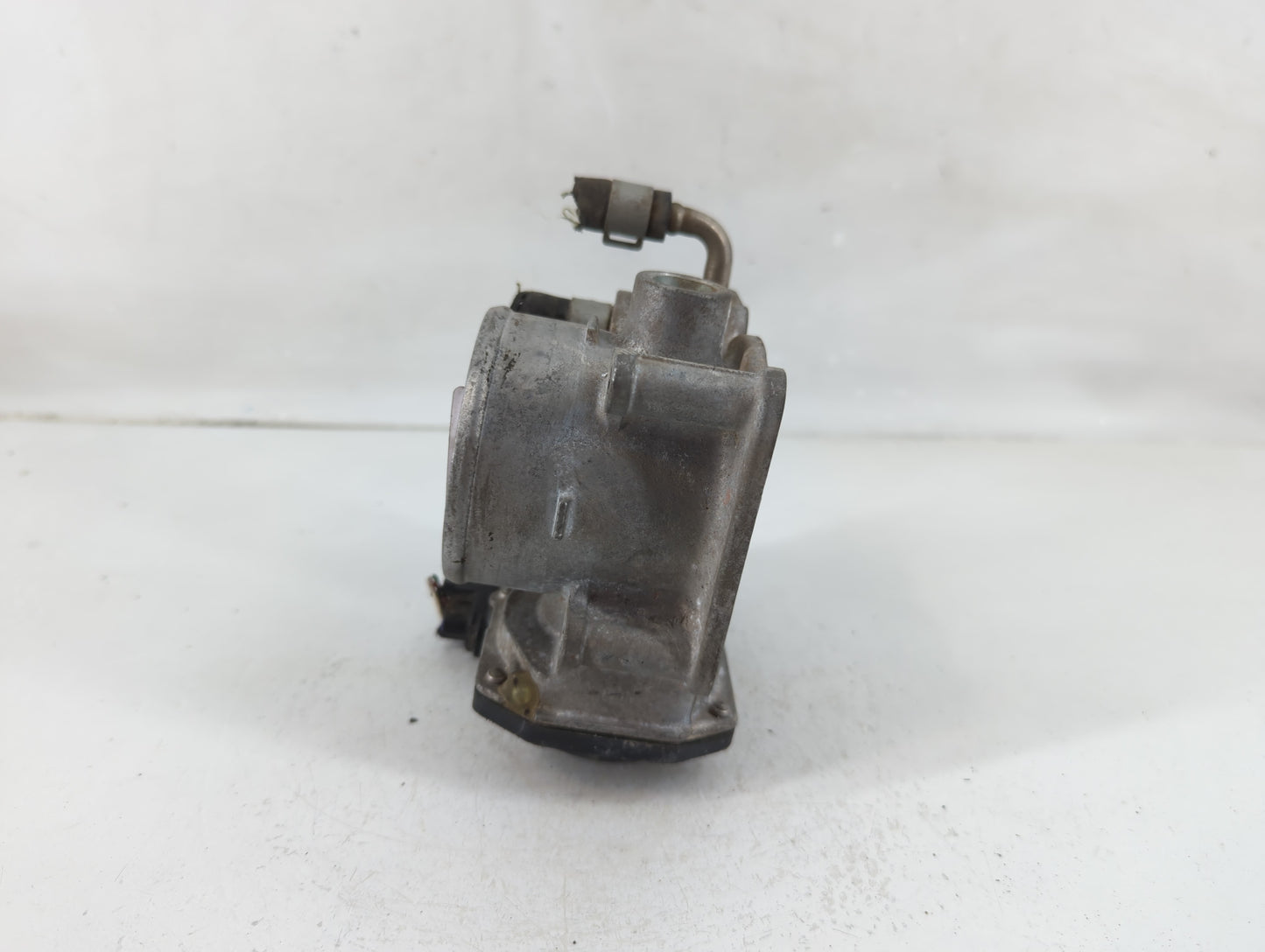 2013-2018 Nissan Altima Throttle Body P/N:31A60-01 A Fits Fits 2013 2014 2015 2016 2017 2018 2019 2020 OEM Used Auto Parts -