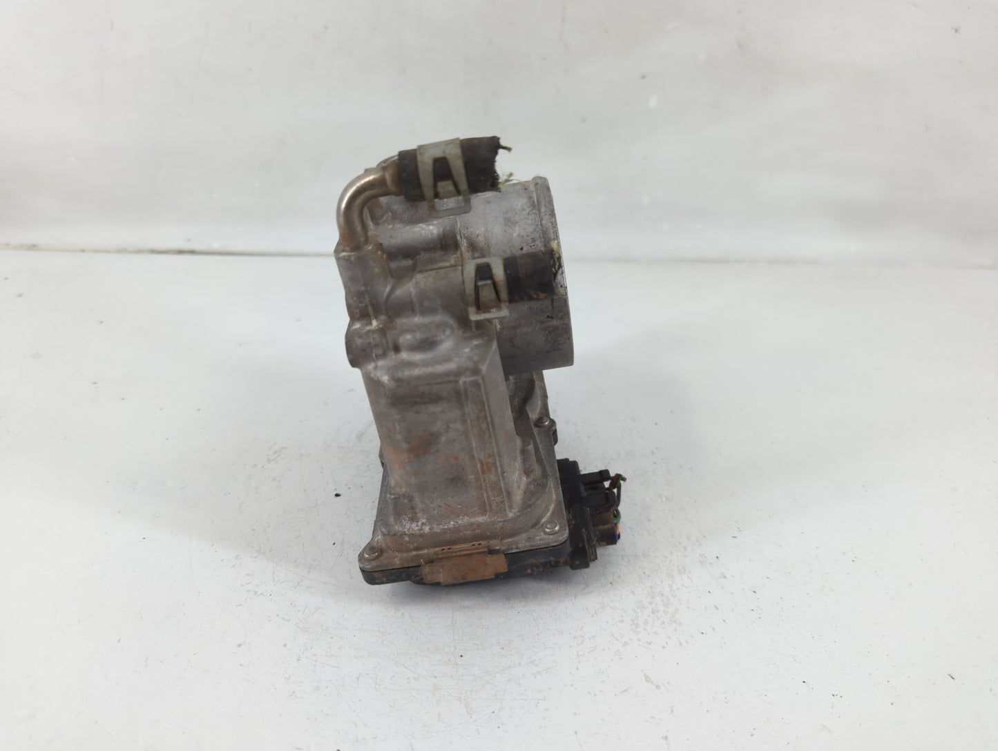 2013-2018 Nissan Altima Throttle Body P/N:31A60-01 A Fits Fits 2013 2014 2015 2016 2017 2018 2019 2020 OEM Used Auto Parts -