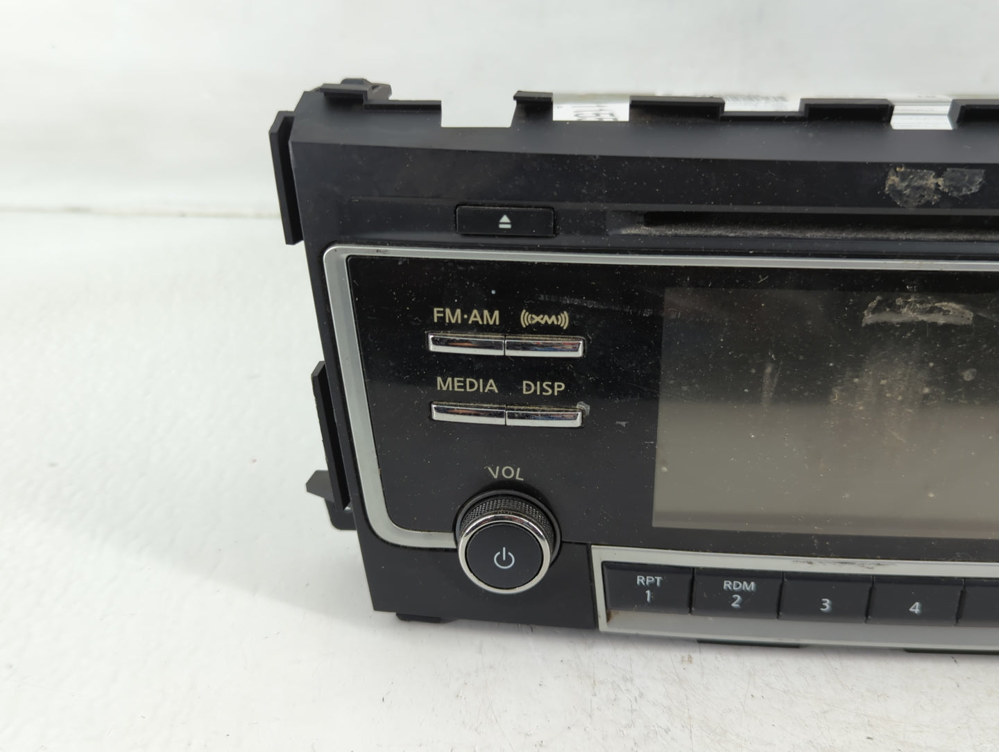 2016-2017 Nissan Altima Radio AM FM Cd Player Receiver Replacement Fits Fits 2016 2017 OEM Used Auto Parts - Oemusedautopart