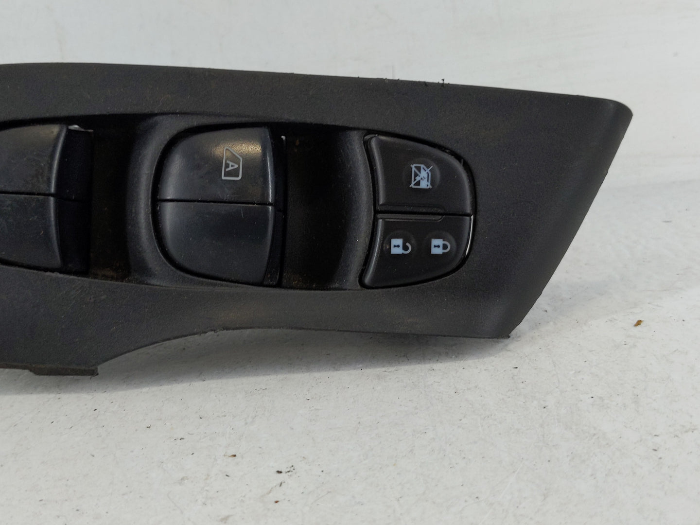 2013-2018 Nissan Altima Master Power Window Switch Replacement Driver Side Left P/N:25401 3TA5A Fits OEM Used Auto Parts - O