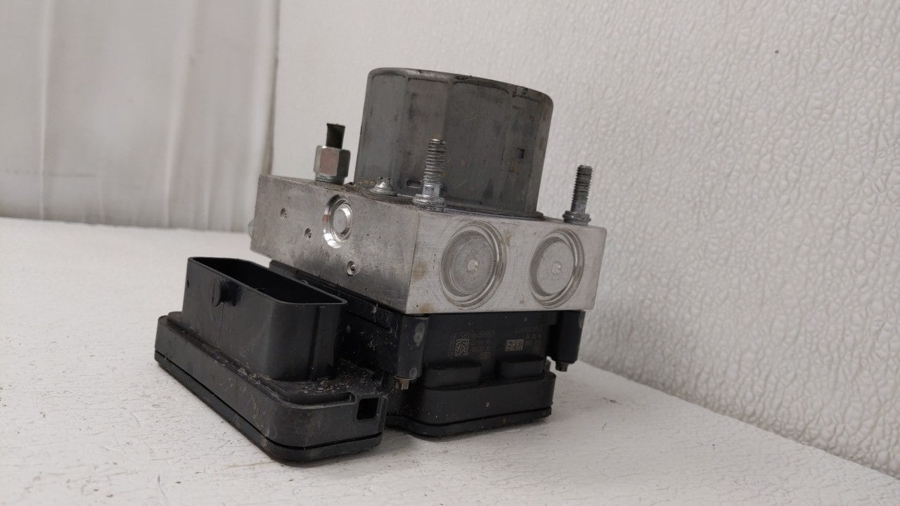 2016-2017 Nissan Altima ABS Pump Control Module Replacement P/N:2265106527 47660 9HS0A Fits Fits 2016 2017 OEM Used Auto Par