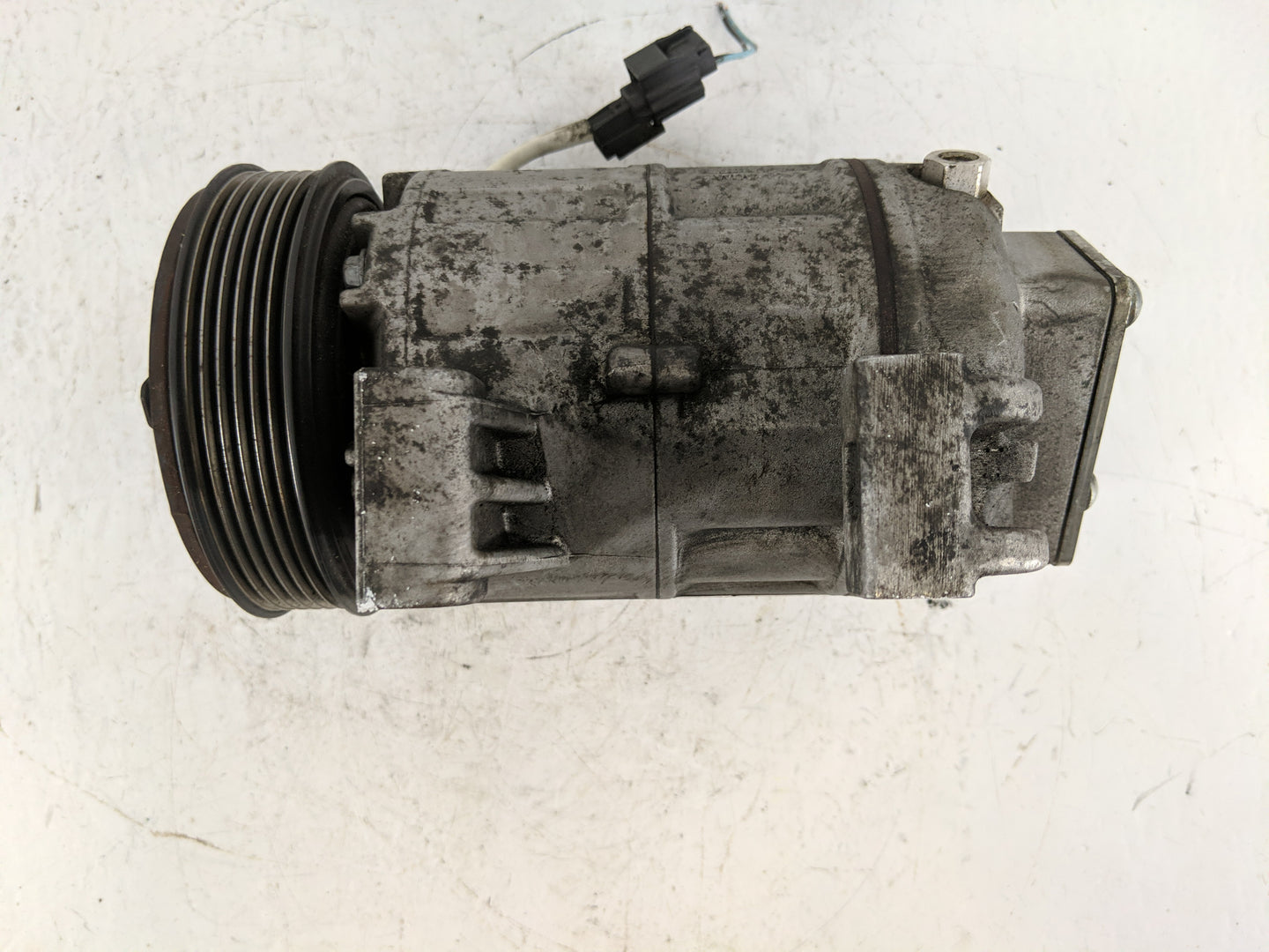 2013-2018 Nissan Altima Air Conditioning A/c Ac Compressor Oem - Oemusedautoparts1.com