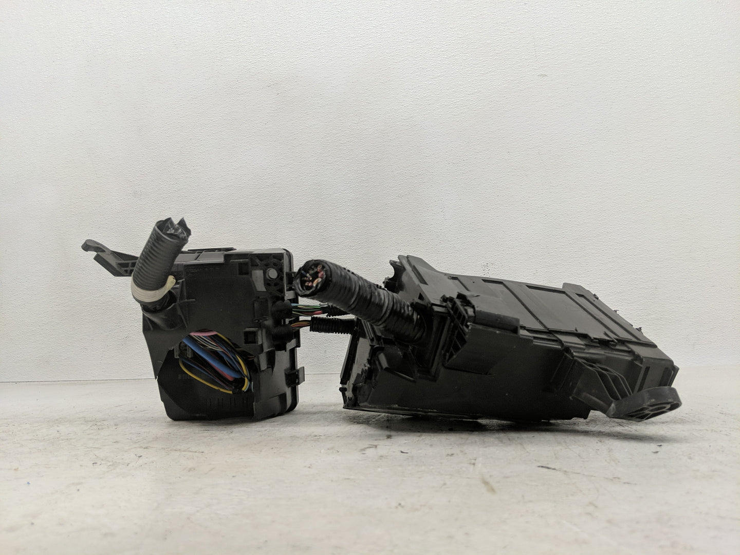 2016-2017 Nissan Altima Fusebox Fuse Box Panel Relay Module P/N:PP-TD10 Fits Fits 2016 2017 OEM Used Auto Parts - Oemusedaut