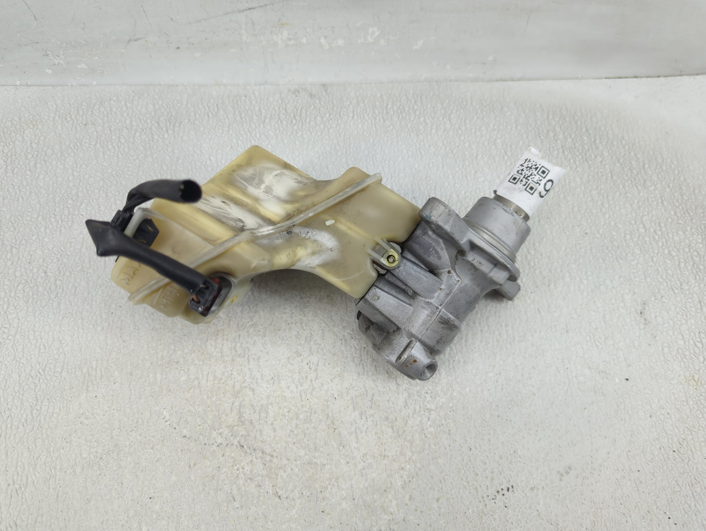 2013-2018 Nissan Altima Brake Master Cylinder 1290566 - Oemusedautoparts1.com