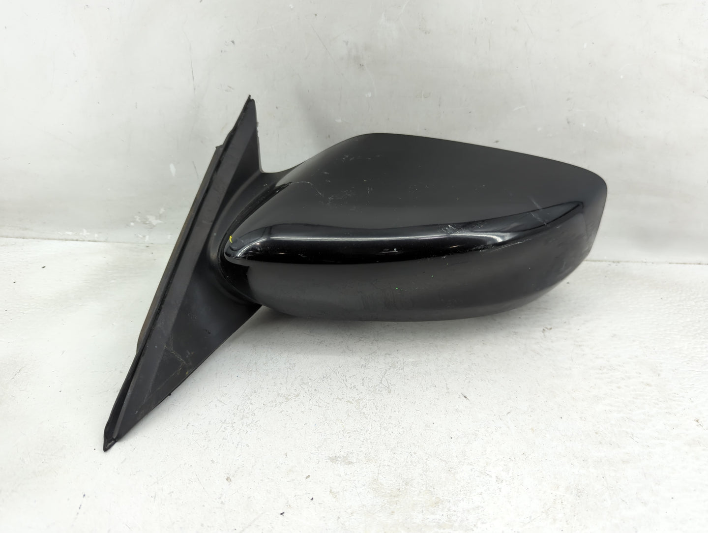 2013-2018 Nissan Altima Driver Side View Mirror - Left Door Mirror OEM Used - Oemusedautoparts1.com