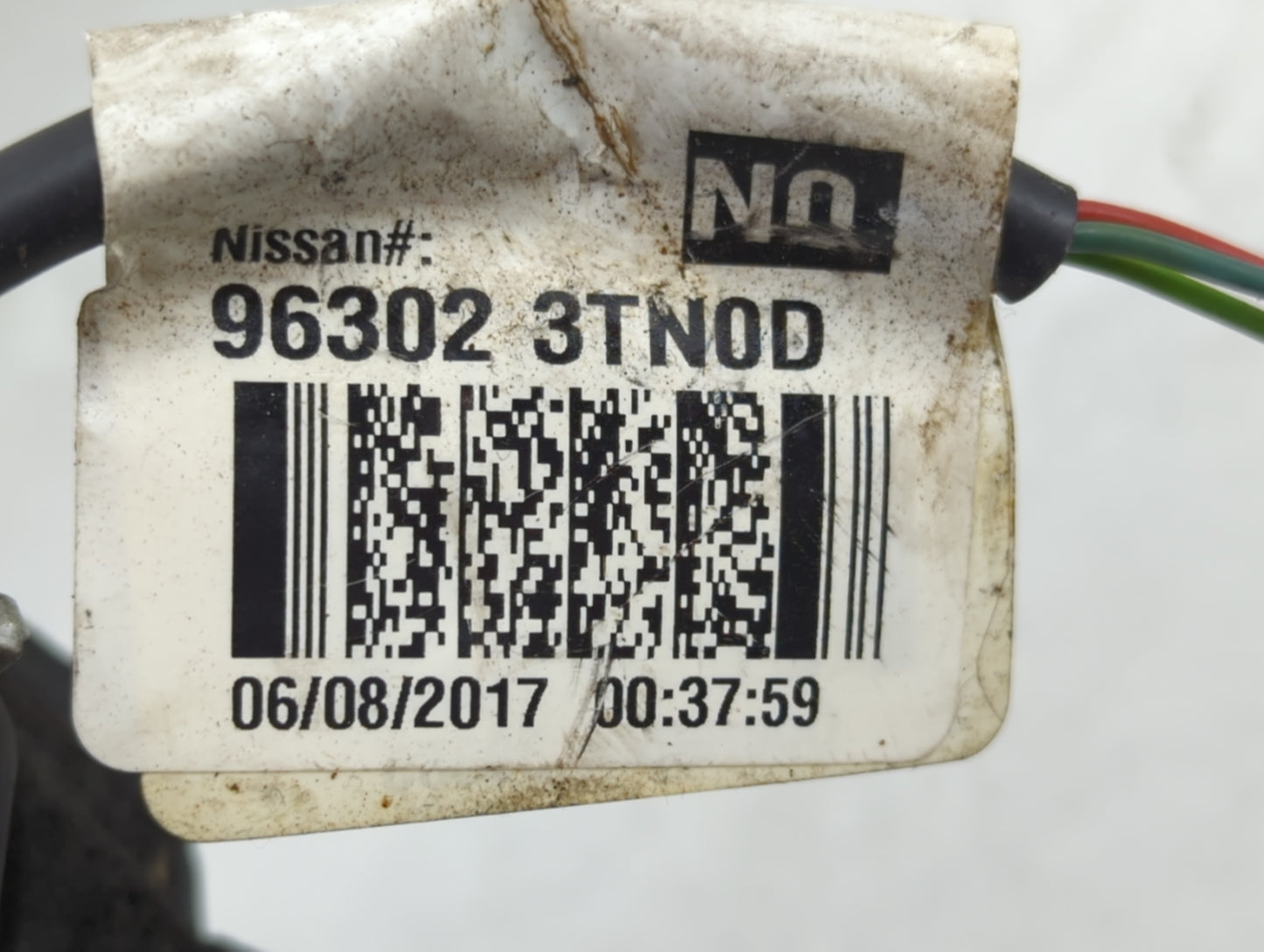 2013-2018 Nissan Altima Driver Side View Mirror - Left Door Mirror OEM Used - Oemusedautoparts1.com