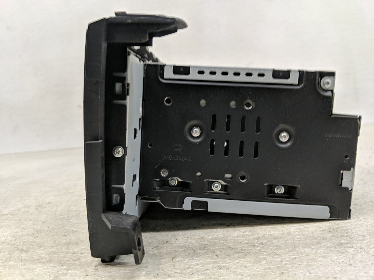 2017-2018 Nissan Altima Radio AM FM Cd Player Receiver Replacement P/N:28185-9HT1A Fits Fits 2017 2018 OEM Used Auto Parts -