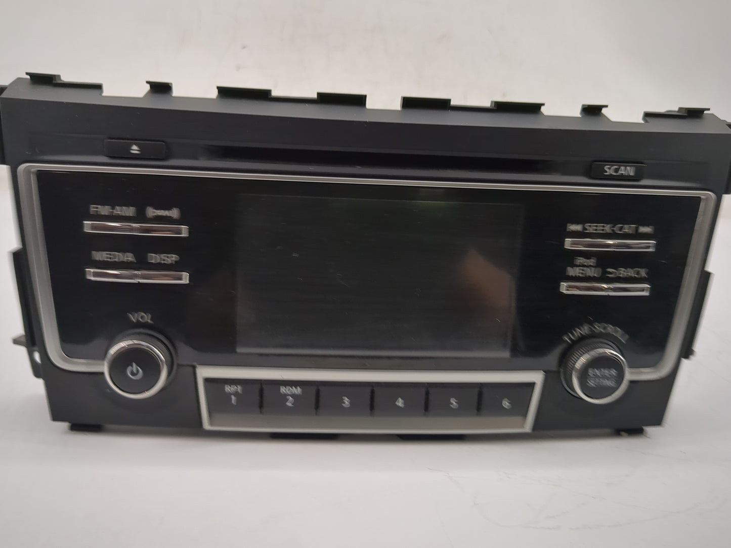 2017 Nissan Altima Radio AM FM Cd Player Receiver Replacement P/N:28185 9HT1B Fits OEM Used Auto Parts - Oemusedautoparts1.c