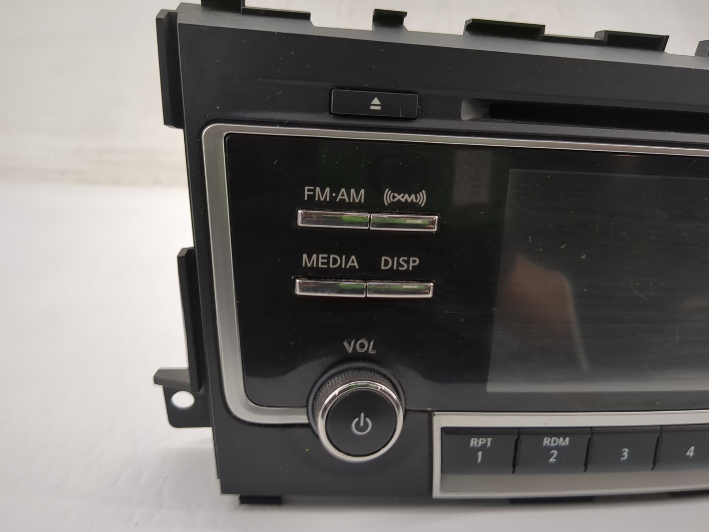 2017 Nissan Altima Radio AM FM Cd Player Receiver Replacement P/N:28185 9HT1B Fits OEM Used Auto Parts - Oemusedautoparts1.c