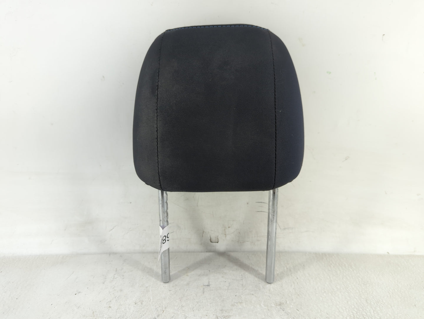 2016-2017 Nissan Altima Headrest Head Rest Front Driver Passenger Seat - Oemusedautoparts1.com