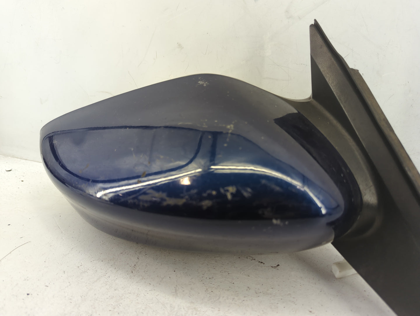 2013-2018 Nissan Altima Passenger Side View Mirror - Right Door Mirror OEM Used - Oemusedautoparts1.com