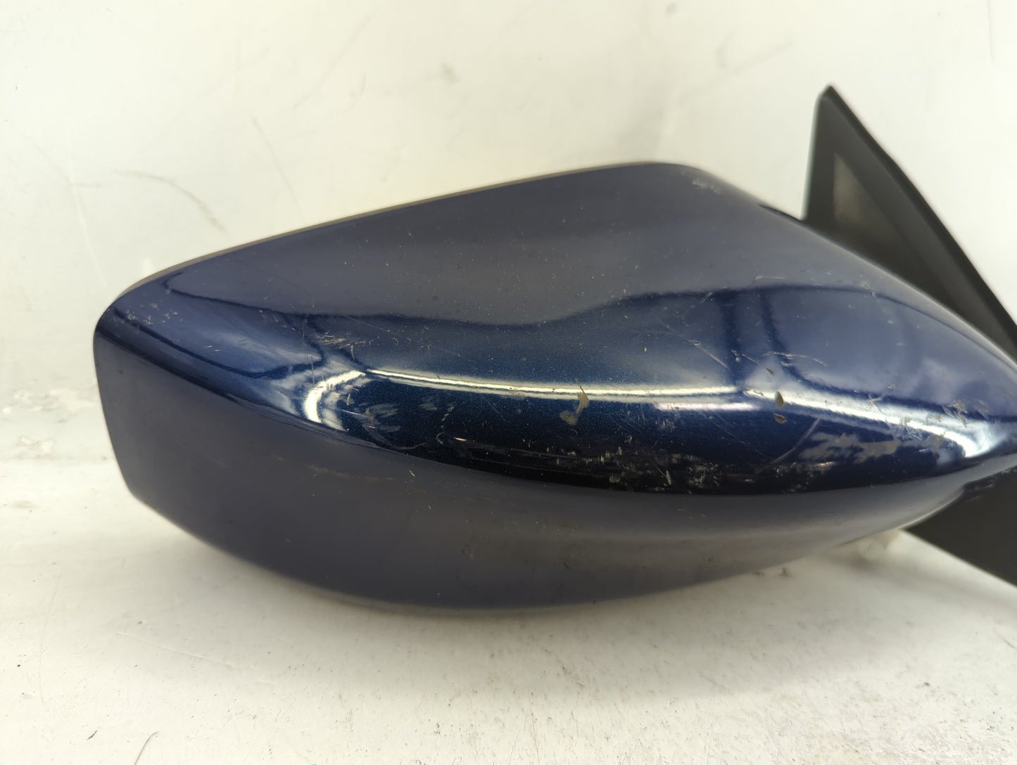 2013-2018 Nissan Altima Passenger Side View Mirror - Right Door Mirror OEM Used - Oemusedautoparts1.com