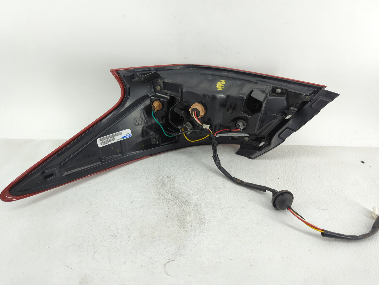 2017-2018 Nissan Altima Tail Light Assembly Driver Left OEM P/N:00032585 315-1987L-AS2 Fits Fits 2017 2018 OEM Used Auto Par