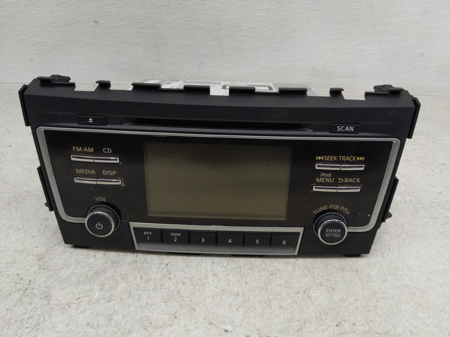2017-2018 Nissan Altima Radio AM FM Cd Player Receiver Replacement P/N:28185-9HT1A Fits Fits 2017 2018 OEM Used Auto Parts -