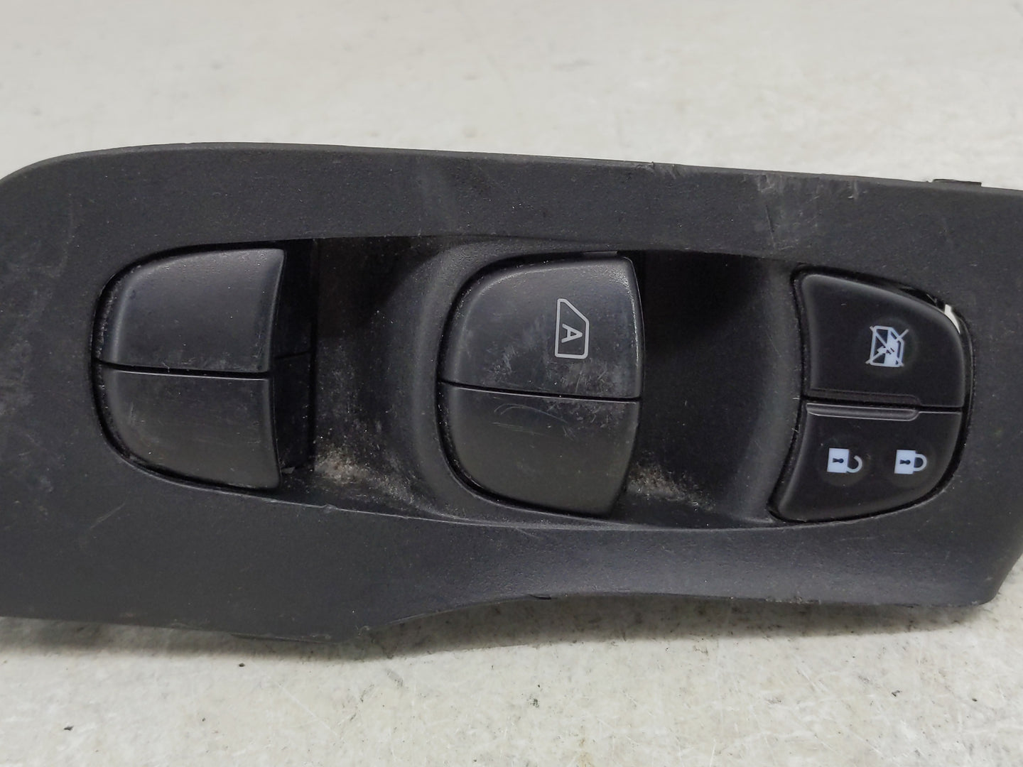 2013-2018 Nissan Altima Master Power Window Switch Replacement Driver Side Left P/N:25401 3TA5A Fits OEM Used Auto Parts - O