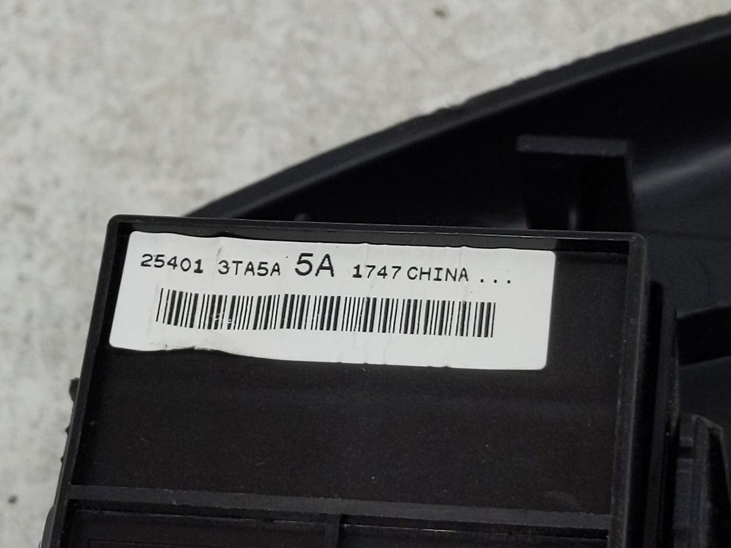 2013-2018 Nissan Altima Master Power Window Switch Replacement Driver Side Left P/N:25401 3TA5A Fits OEM Used Auto Parts - O