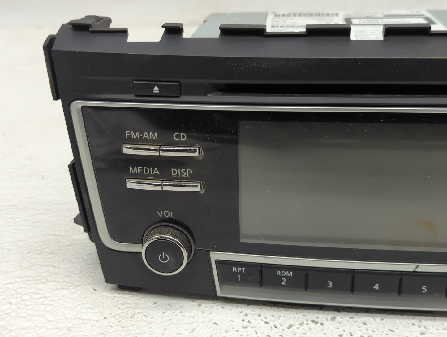 2016-2017 Nissan Altima Radio AM FM Cd Player Receiver Replacement P/N:28185 9HT1A Fits Fits 2016 2017 OEM Used Auto Parts -