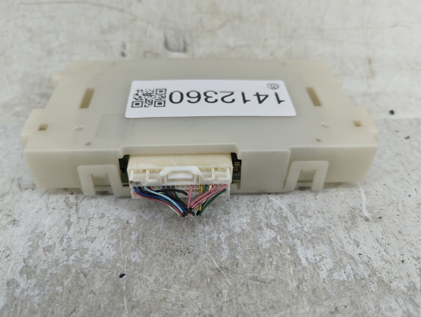 2016-2017 Nissan Altima Temperature Control Module 27760-9hu0a - Oemusedautoparts1.com
