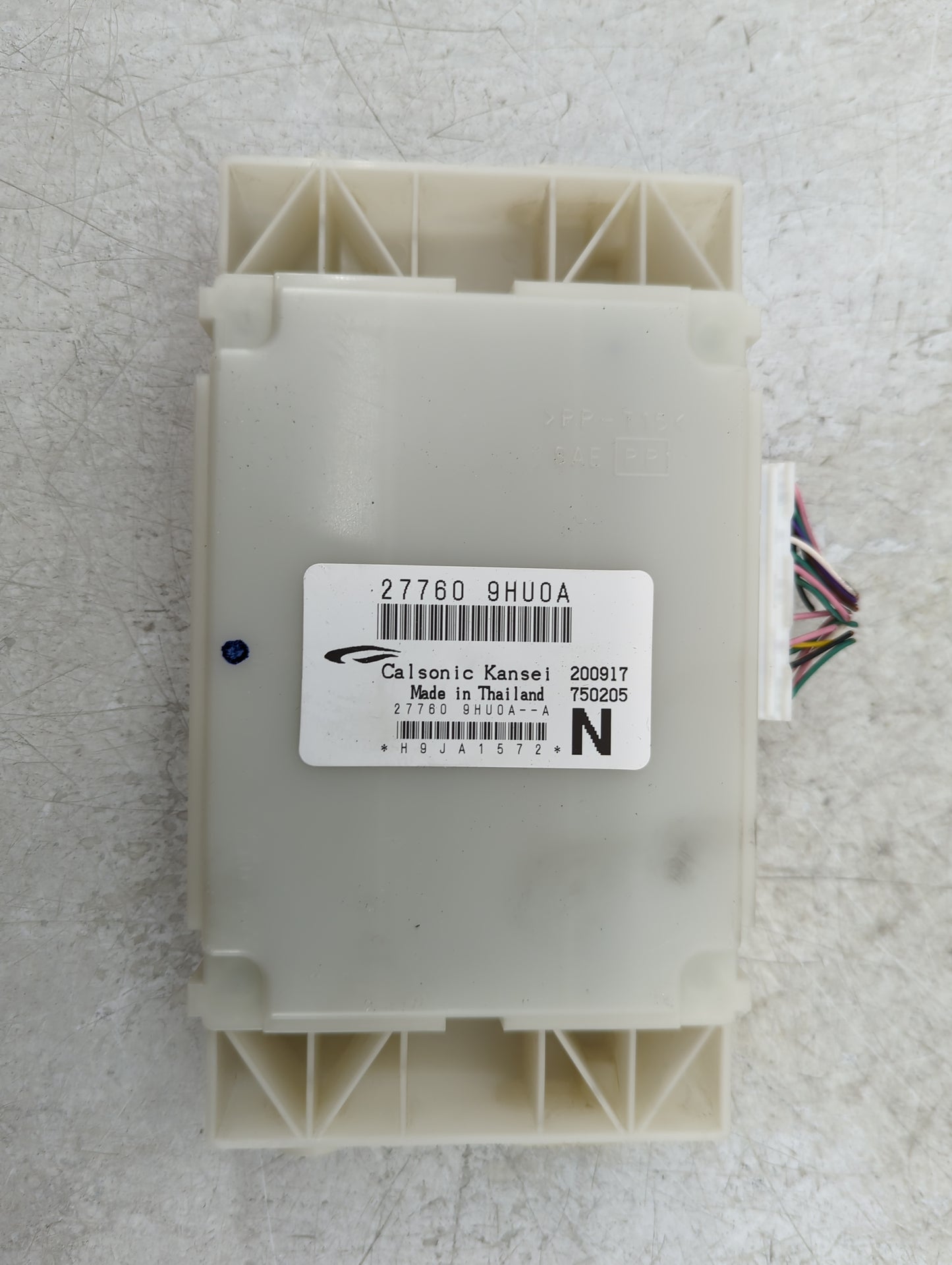 2016-2017 Nissan Altima Temperature Control Module 27760-9hu0a - Oemusedautoparts1.com