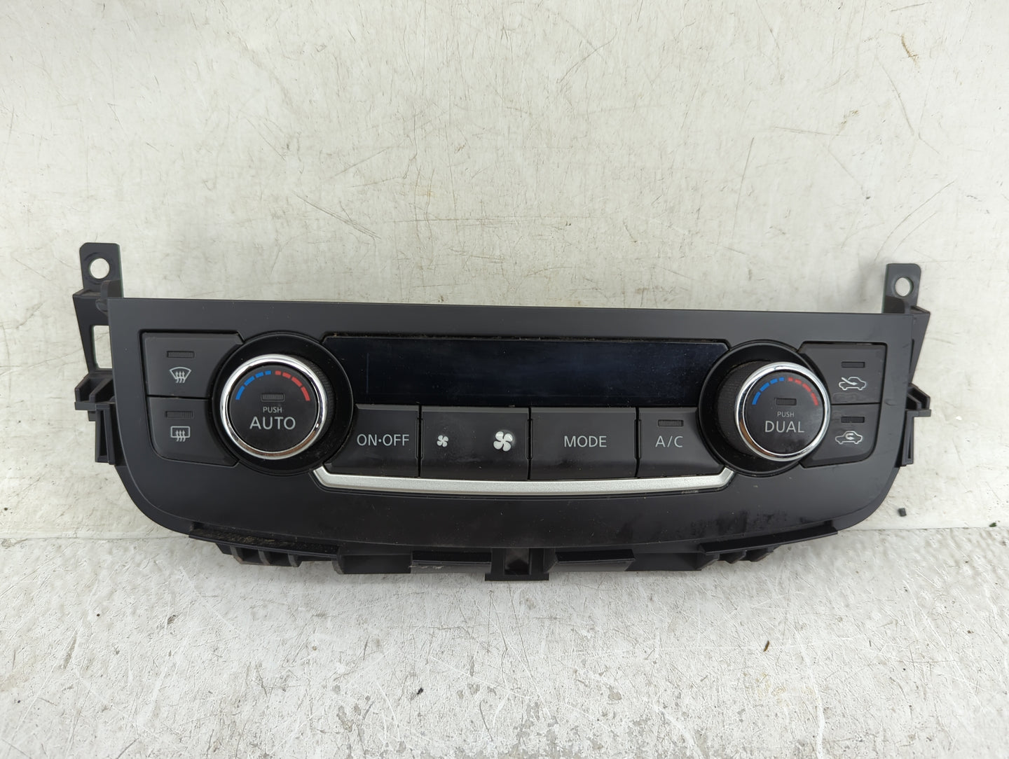 2016-2018 Nissan Altima Climate Control Module Temperature AC/Heater Replacement P/N:27500 9HS0A Fits Fits 2016 2017 2018 OE