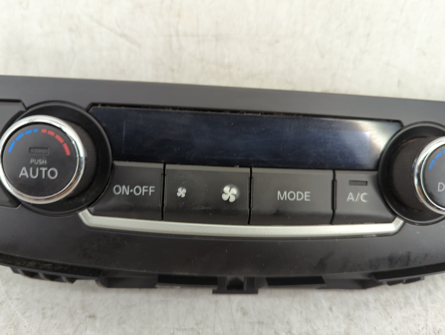 2016-2018 Nissan Altima Climate Control Module Temperature AC/Heater Replacement P/N:27500 9HS0A Fits Fits 2016 2017 2018 OE