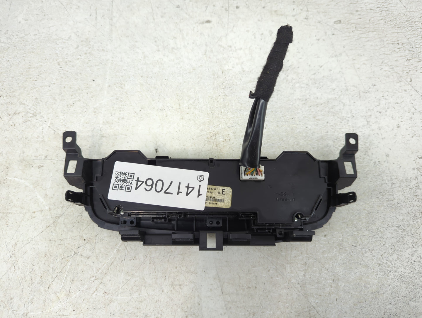 2016-2018 Nissan Altima Climate Control Module Temperature AC/Heater Replacement Fits Fits 2016 2017 2018 OEM Used Auto Part