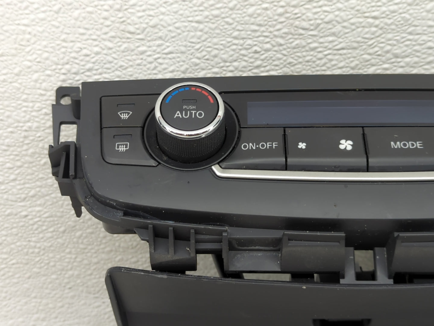 2016-2018 Nissan Altima Climate Control Module Temperature AC/Heater Replacement P/N:1171100 E1137574 Fits Fits 2016 2017 20