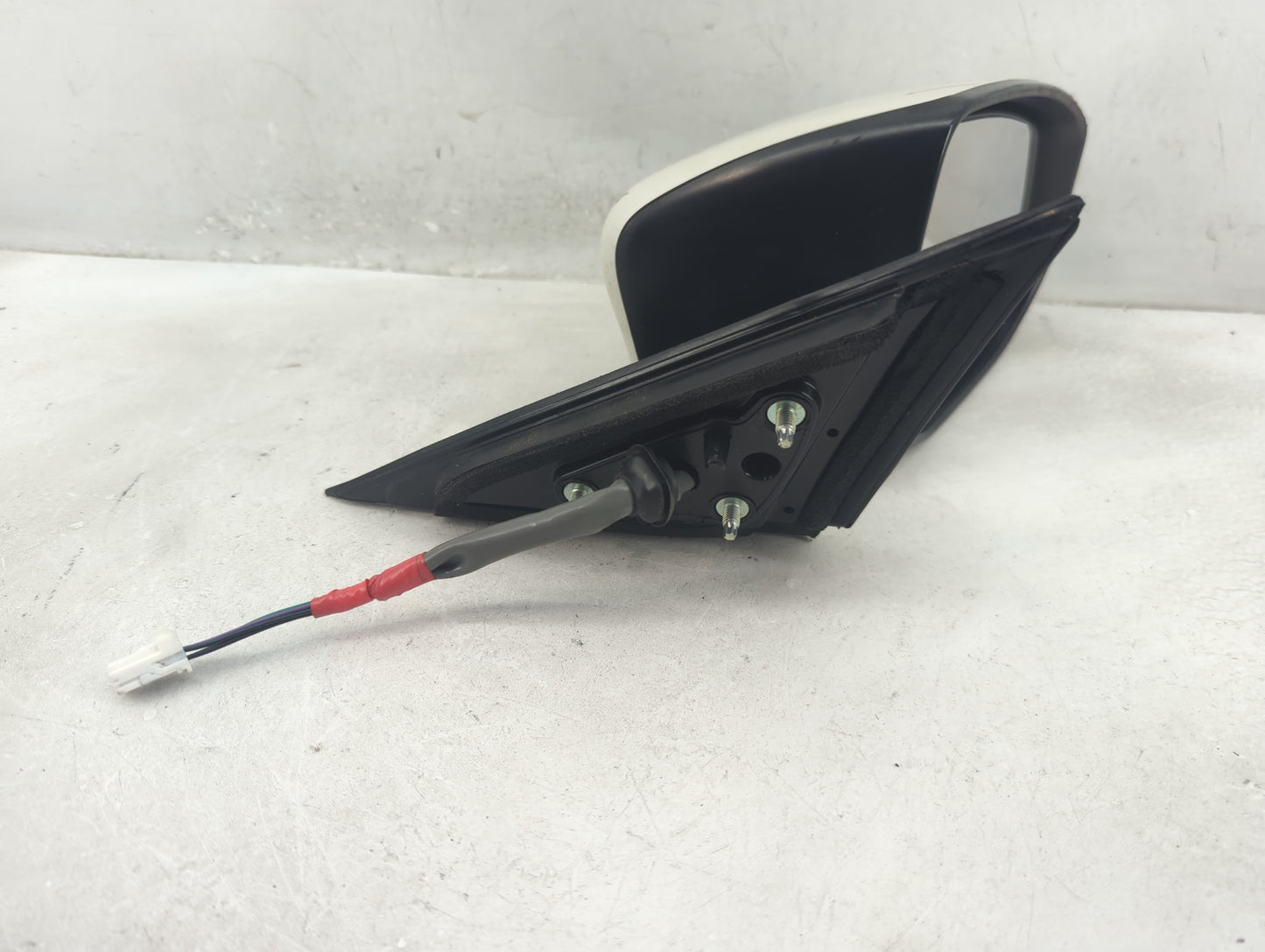 2013-2018 Nissan Altima Passenger Side View Mirror - Right Door Mirror OEM Used - Oemusedautoparts1.com