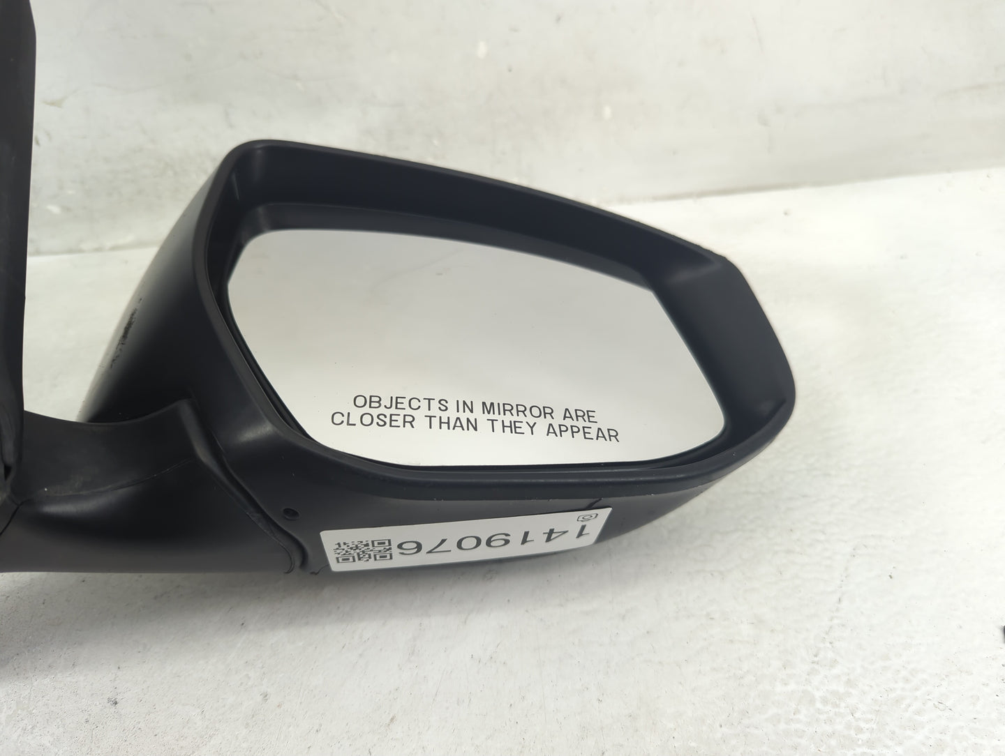 2013-2018 Nissan Altima Passenger Side View Mirror - Right Door Mirror OEM Used - Oemusedautoparts1.com