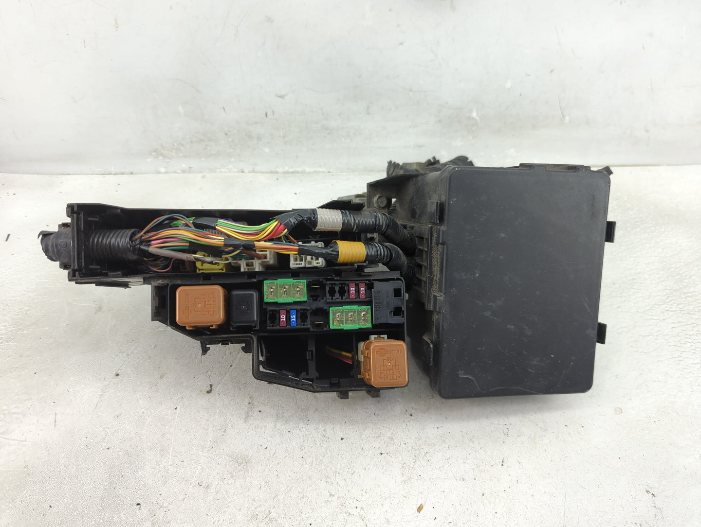 2016-2017 Nissan Altima Fusebox Fuse Box Panel Relay Module Fits Fits 2016 2017 OEM Used Auto Parts - Oemusedautoparts1.com