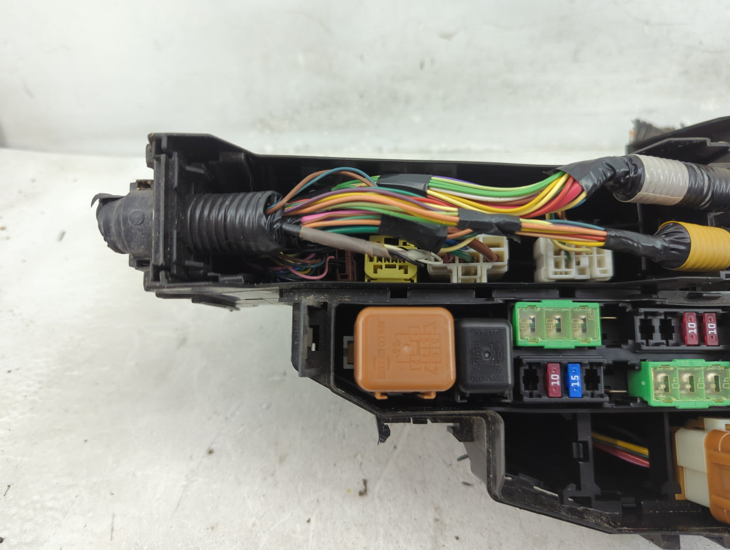 2016-2017 Nissan Altima Fusebox Fuse Box Panel Relay Module Fits Fits 2016 2017 OEM Used Auto Parts - Oemusedautoparts1.com