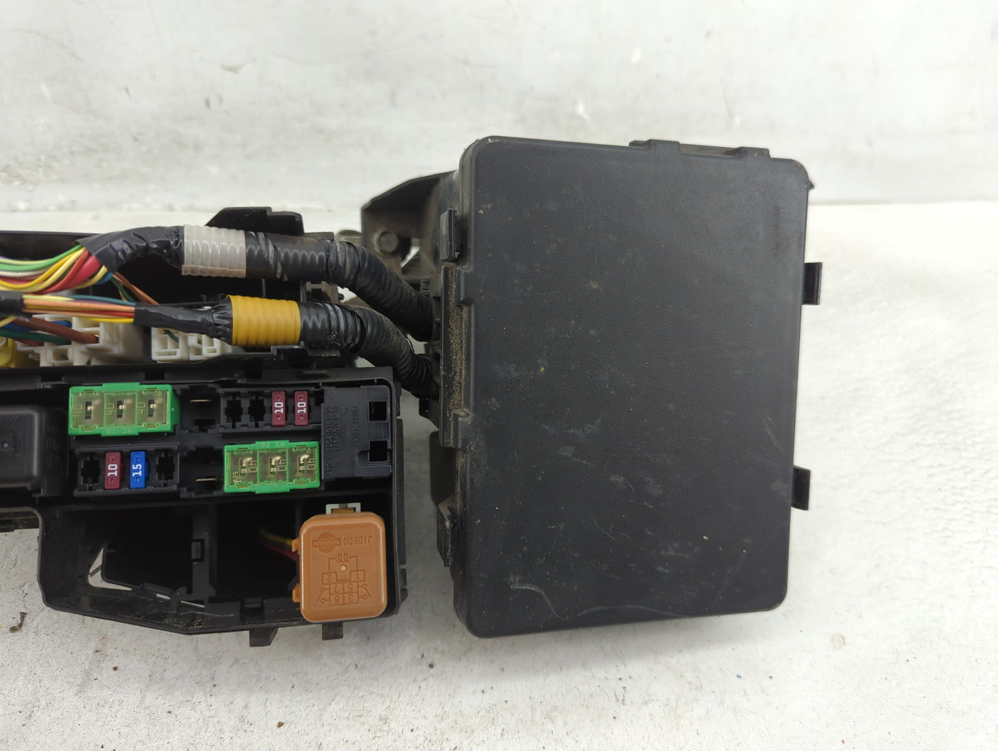2016-2017 Nissan Altima Fusebox Fuse Box Panel Relay Module Fits Fits 2016 2017 OEM Used Auto Parts - Oemusedautoparts1.com