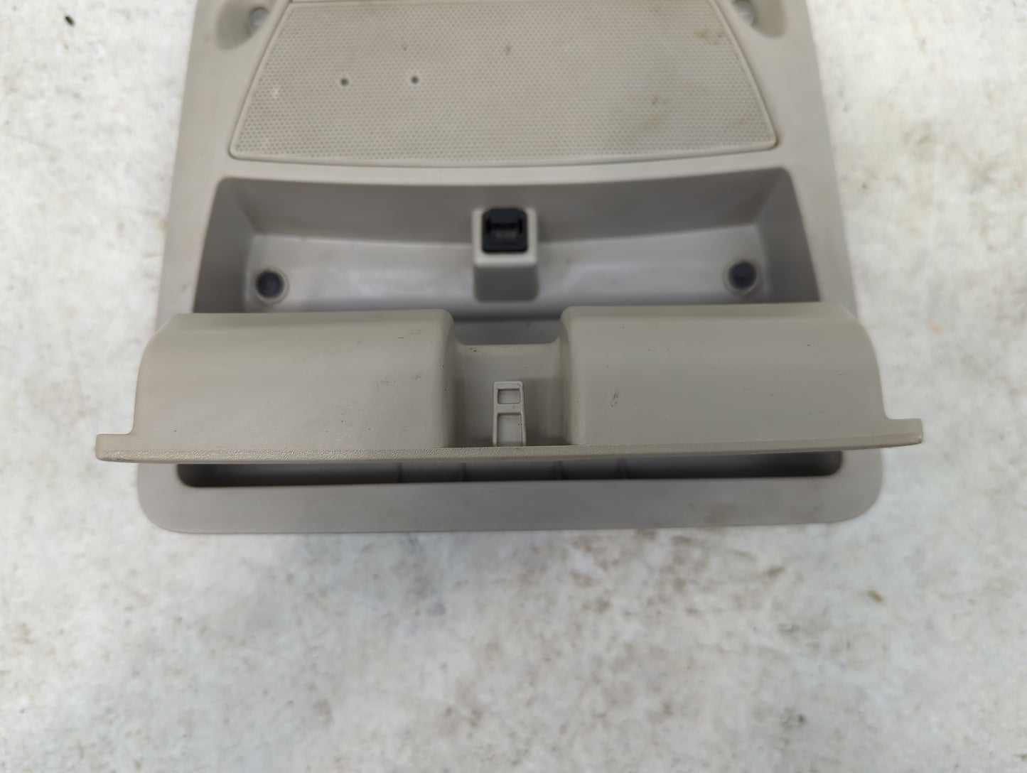 2017 Nissan Altima Overhead Roof Console - Oemusedautoparts1.com