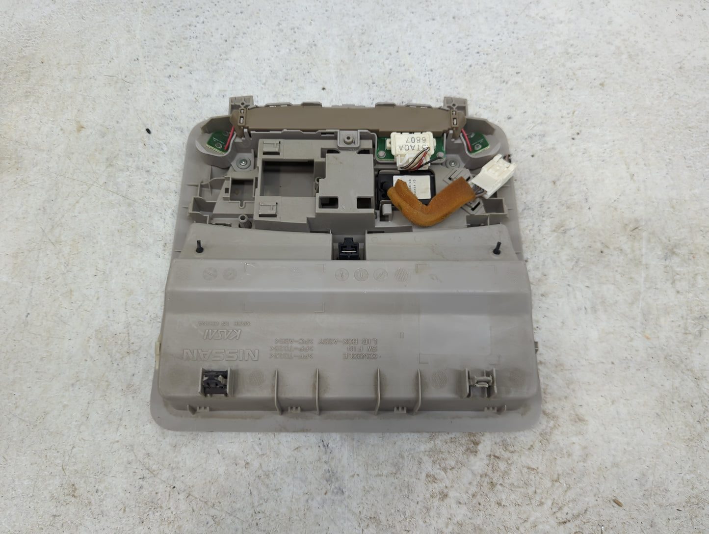 2017 Nissan Altima Overhead Roof Console - Oemusedautoparts1.com