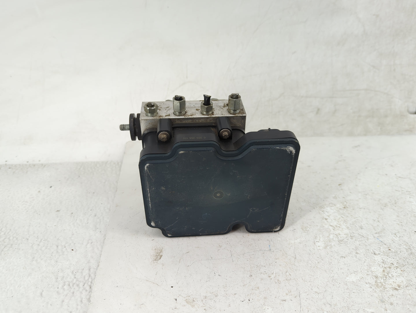 2017 Nissan Altima ABS Pump Control Module Replacement P/N:47660 9HS0A Fits OEM Used Auto Parts - Oemusedautoparts1.com