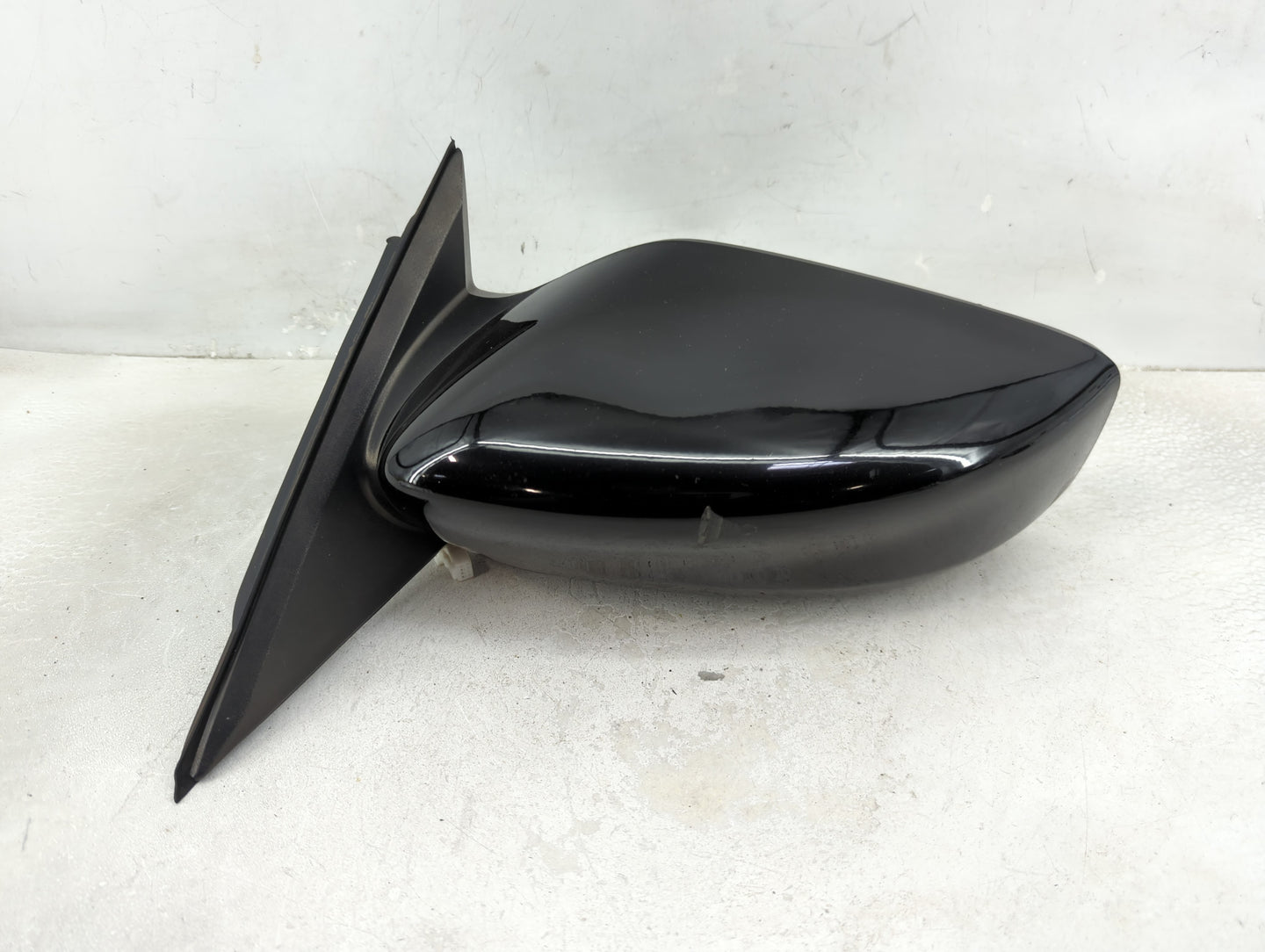 2013-2018 Nissan Altima Driver Side View Mirror - Left Door Mirror OEM Used - Oemusedautoparts1.com