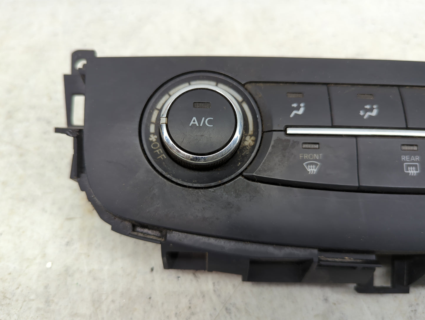 2017 Nissan Altima Climate Control Module Temperature AC/Heater Replacement Fits OEM Used Auto Parts - Oemusedautoparts1.com
