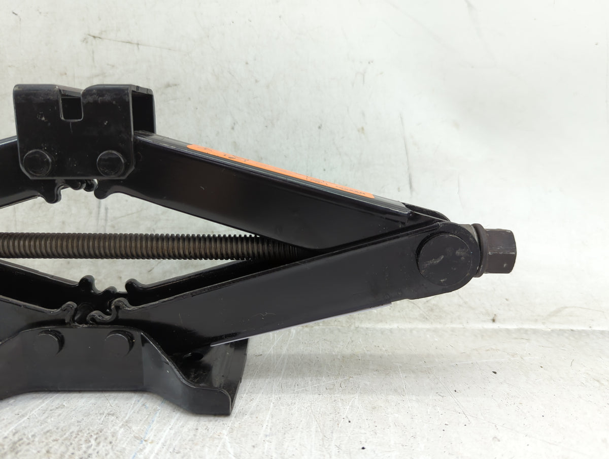2017 Nissan Altima Spare Scissor Car Jack - Oemusedautoparts1.com