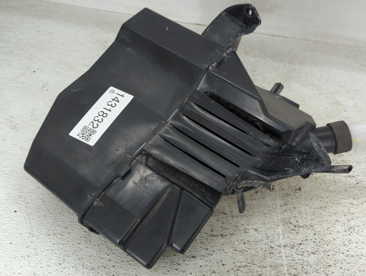 2016-2018 Nissan Altima Windshield Washer Fluid Reservoir Bottle - Oemusedautoparts1.com