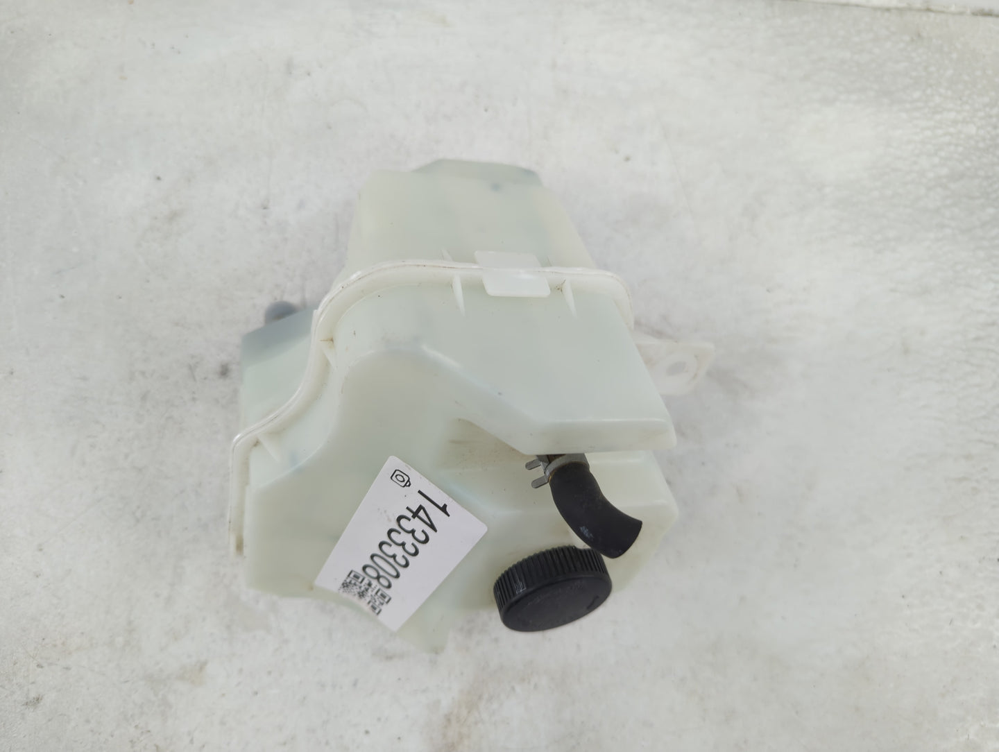 2013-2018 Nissan Altima Radiator Coolant Overflow Expansion Tank Bottle 1433308 - Oemusedautoparts1.com