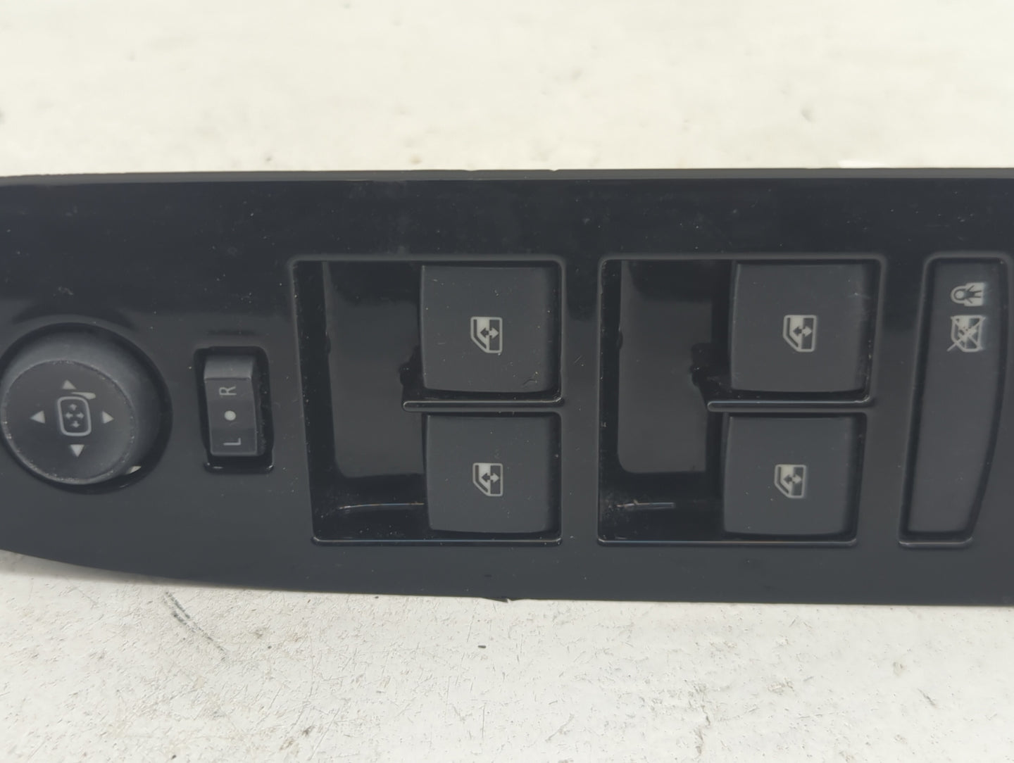2017 Nissan Altima Master Power Window Switch Replacement Driver Side Left P/N:22744823 321592, 3008 Fits OEM Used Auto Part
