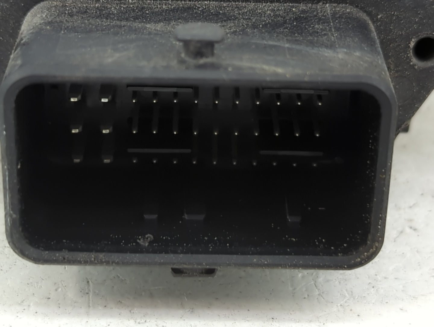 2016-2018 Nissan Altima Transmission Control Module Tcu Tcm - Oemusedautoparts1.com