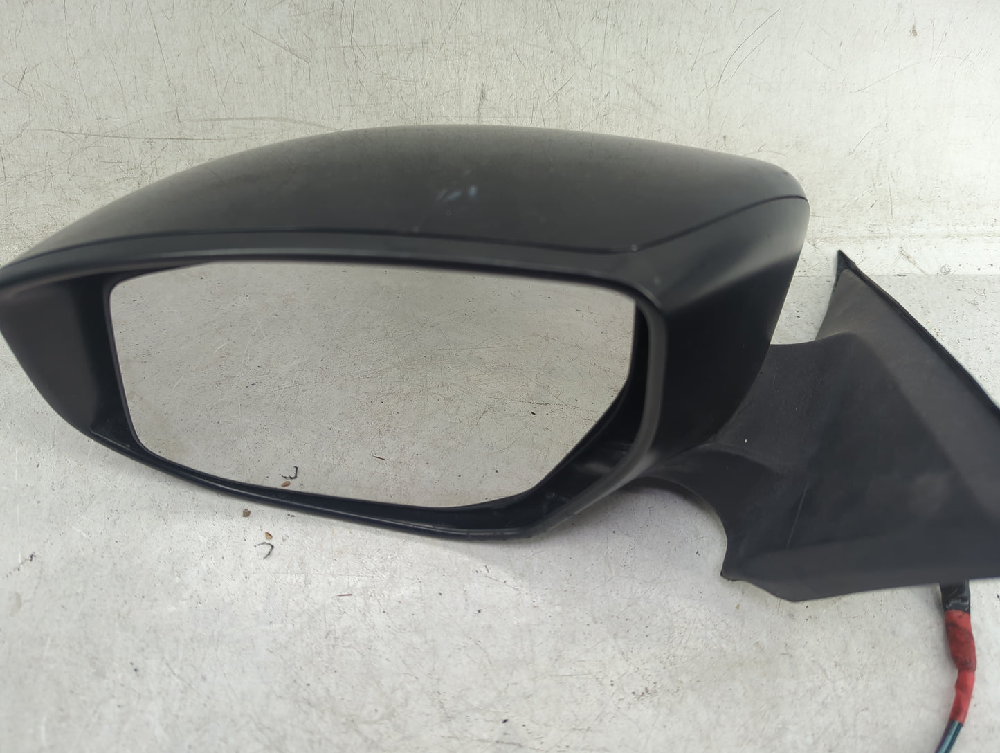 2013-2018 Nissan Altima Driver Side View Mirror - Left Door Mirror OEM Used - Oemusedautoparts1.com