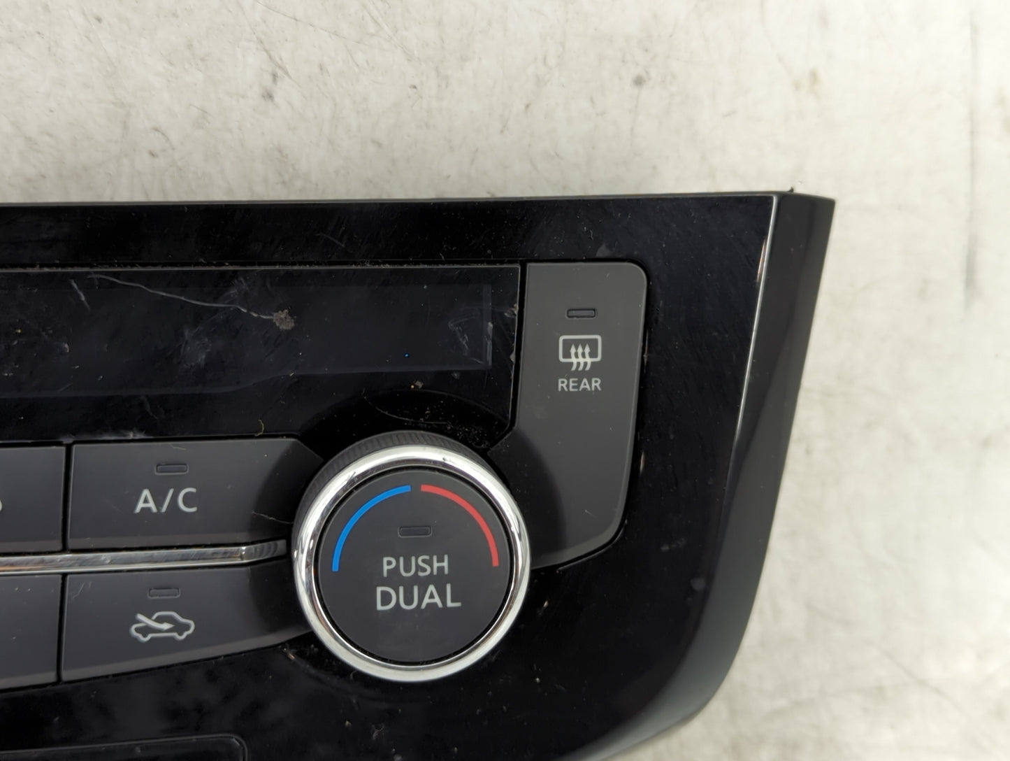 2017 Nissan Altima Climate Control Module Temperature AC/Heater Replacement P/N:27500 7FE0A T68224B Fits Fits 2018 2019 2020