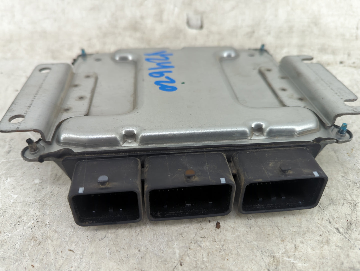 2016-2017 Nissan Altima PCM Engine Control Computer ECU ECM PCU OEM P/N:NEC025-069 BEM408-300A1 Fits Fits 2016 2017 OEM Used