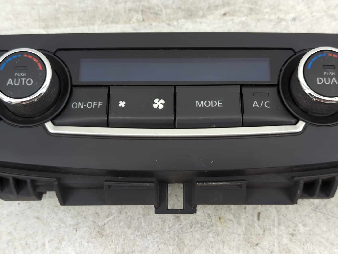 2016-2018 Nissan Altima Climate Control Module Temperature AC/Heater Replacement P/N:27500 9HS0A Fits Fits 2016 2017 2018 OE